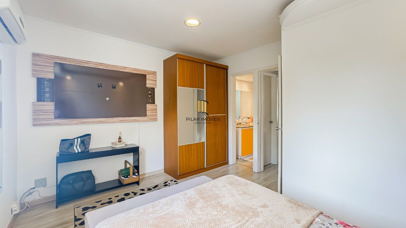 Casa em Condomínio de 2 dormitórios à venda em Sarandi, Porto Alegre.