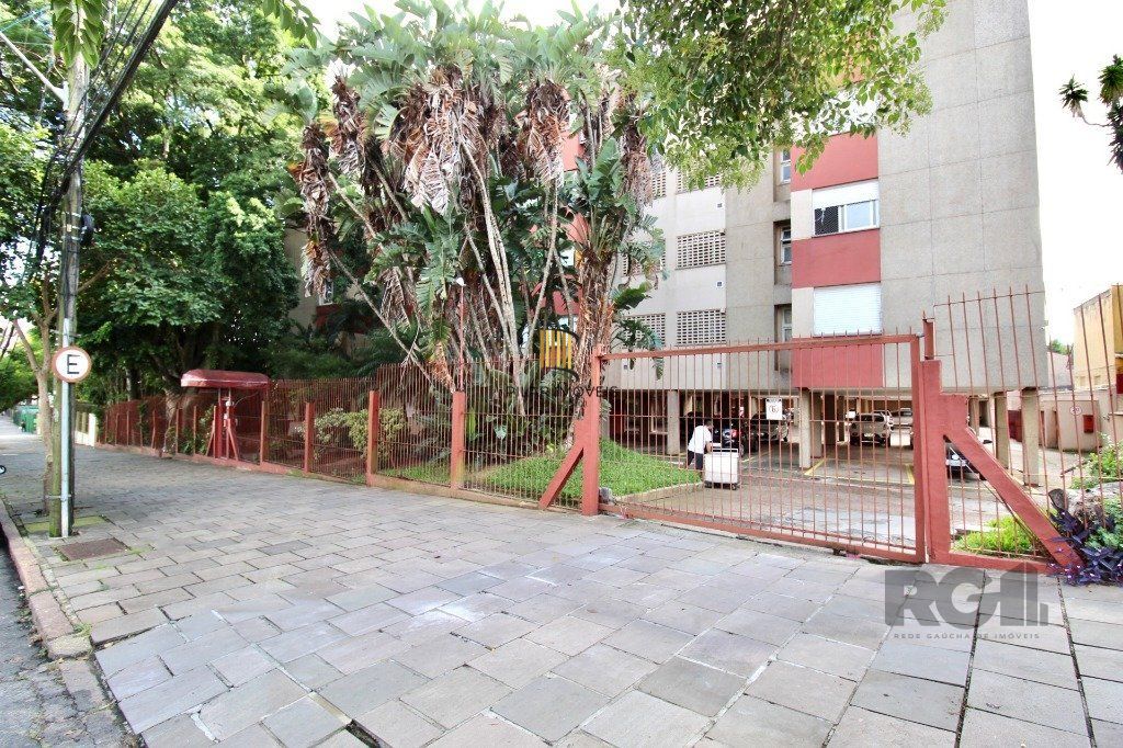 Apartamento para Locação/Aluguel - 67m², 2 dormitórios, 1 vaga - Teresópolis