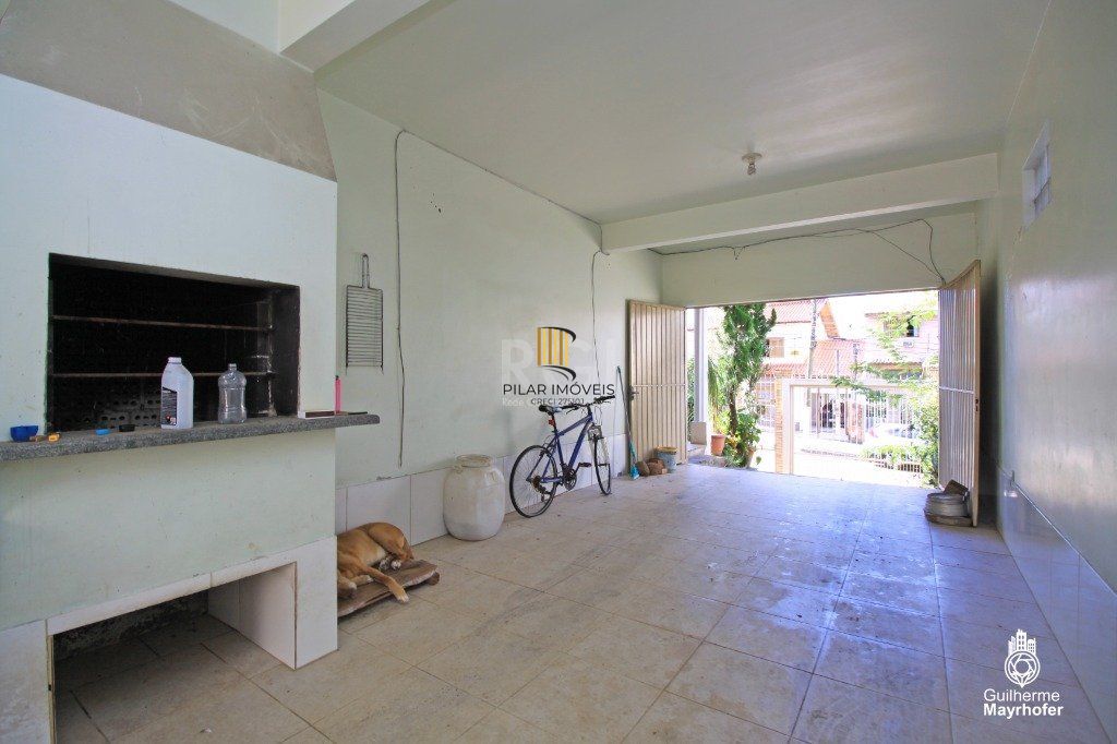 Casa para Venda - 240m², 4 dormitórios, sendo 3 suites, 6 vagas - Jardim Sabará