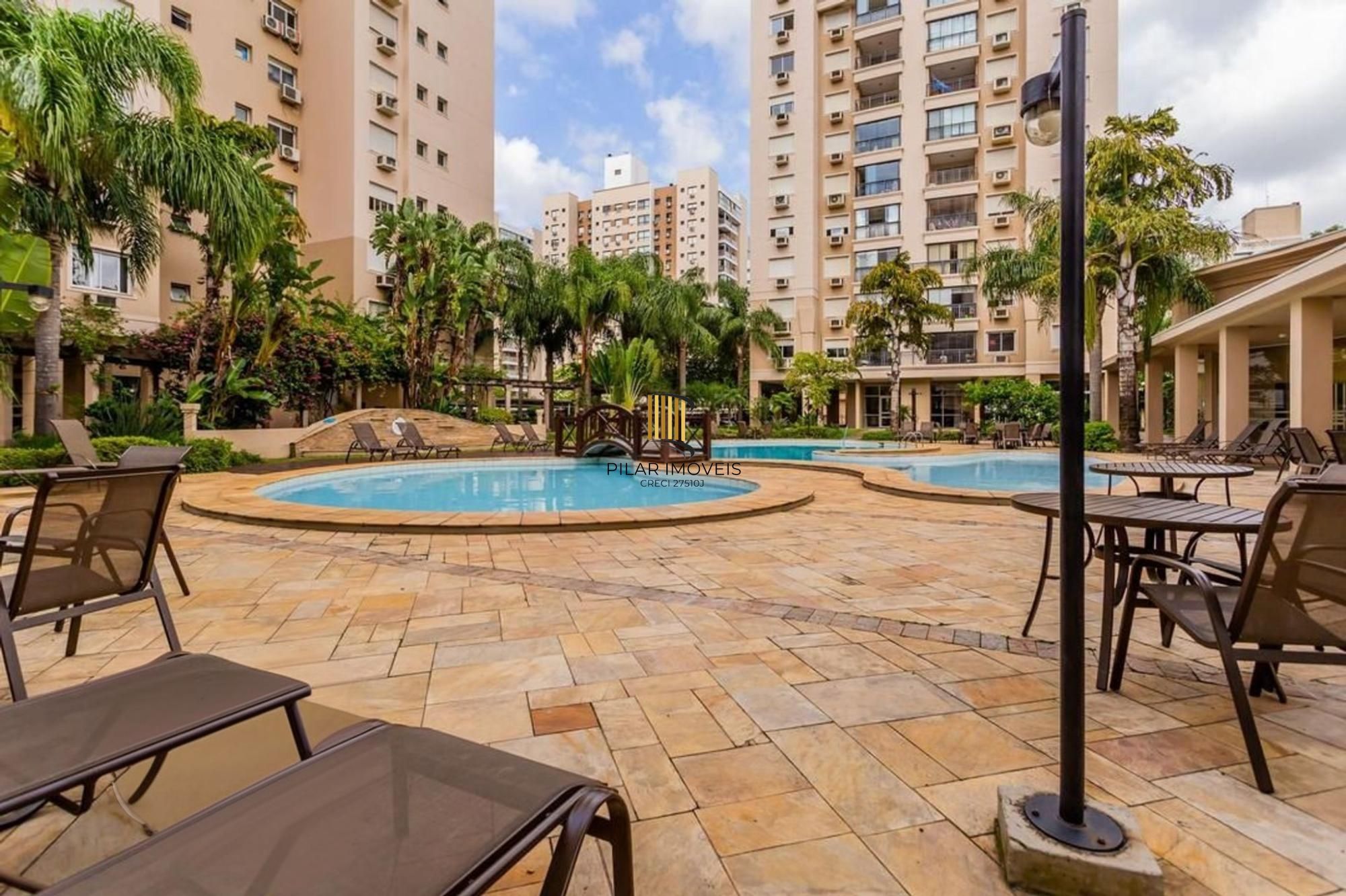 Apartamento de 3 dormitórios à venda em Passo D'areia, Porto Alegre.