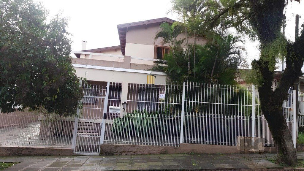 Casa de 3 dormitórios no bairro  Sarandi - Pilar Imóveis