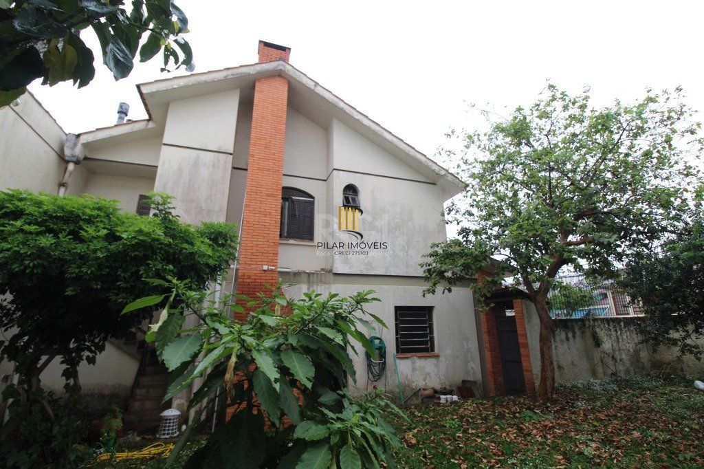 Casa para Venda - 406.36m², 6 dormitórios, sendo 6 suites, 2 vagas - Chácara das Pedras