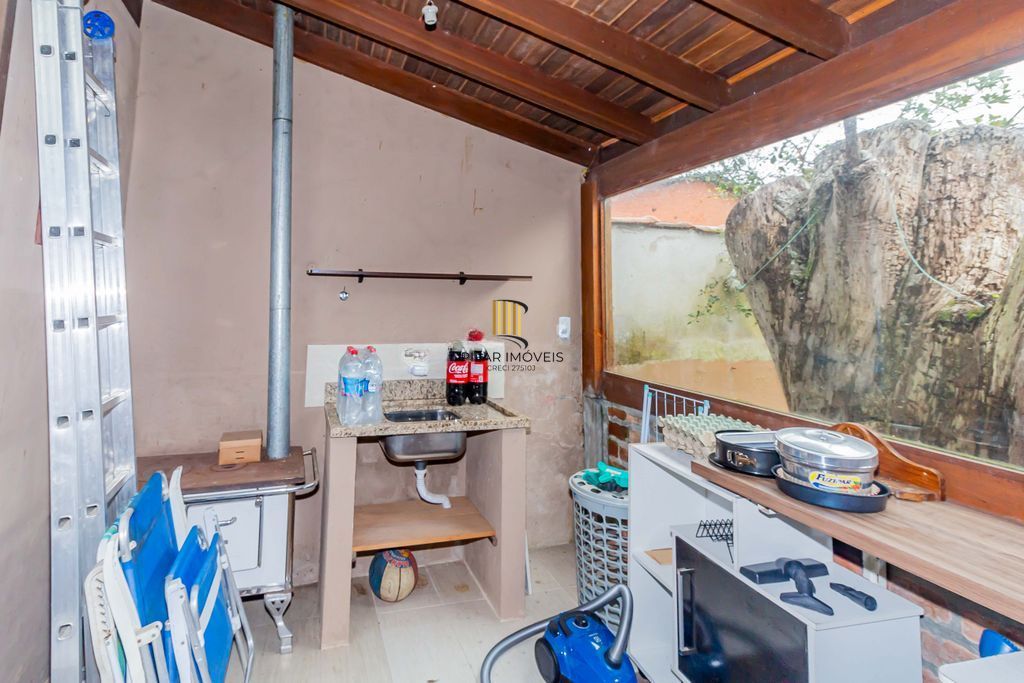 Casa de 3 dormitórios à venda no Bairro Serraria - Porto Alegre