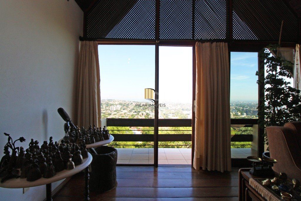 Casa 3 dor. sendo 1 suite, piscina, com vista panorâmica  no Morro Apamecor.