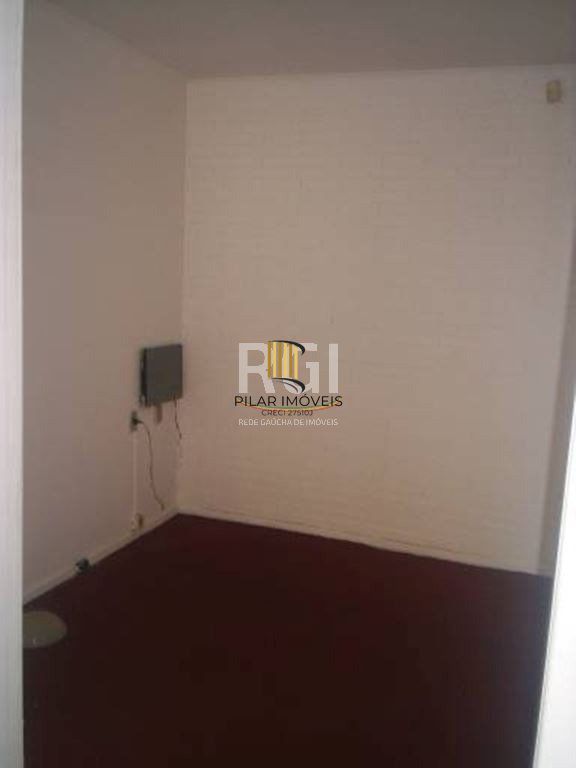 Casa para Venda - 250m², 3 dormitórios, 2 vagas - Petrópolis