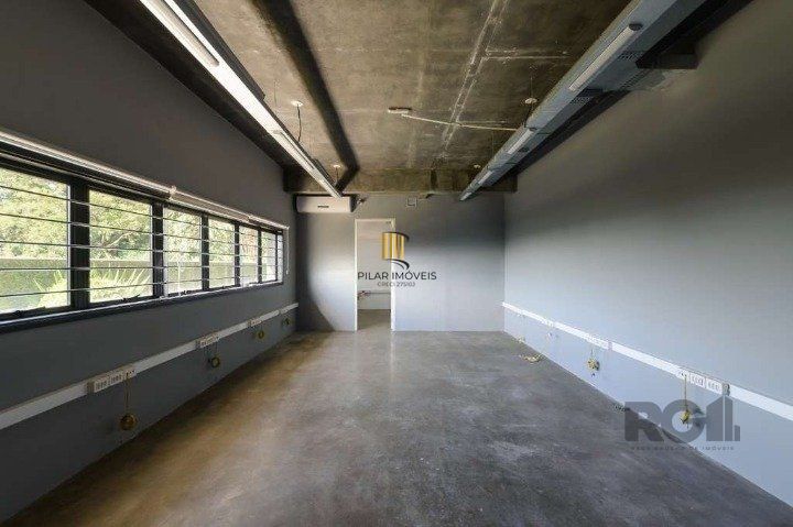 Prédio Comercial no bairro Cristal