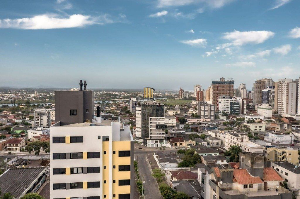 Apartamento 2 dormitórios no bairro Centro