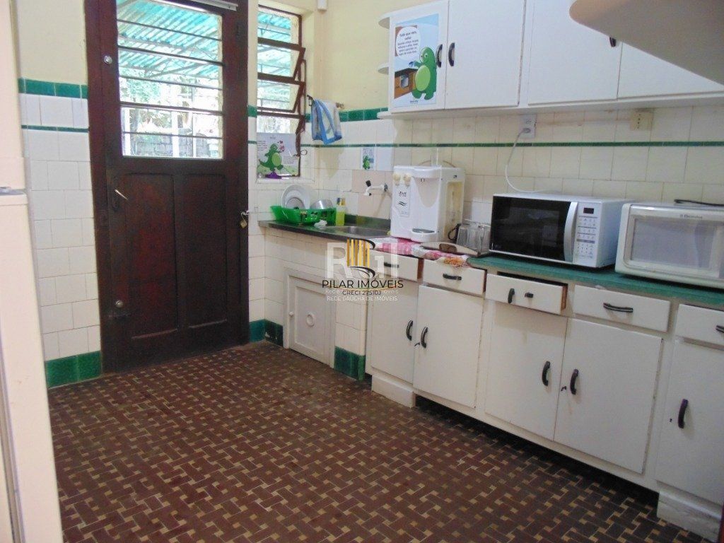 Predio para Venda - 2000m², 0 dormitórios, Teresópolis