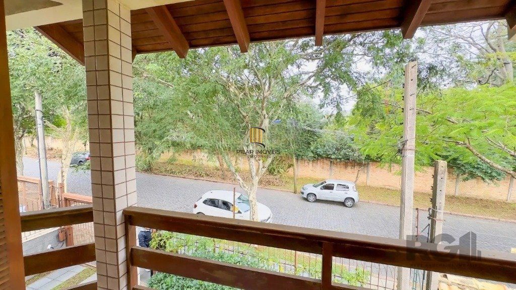 Casa com 4 quartos no bairro nonoai