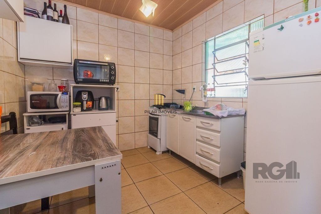 Casa com 4 dormitórios no bairro Santa Maria Goretti