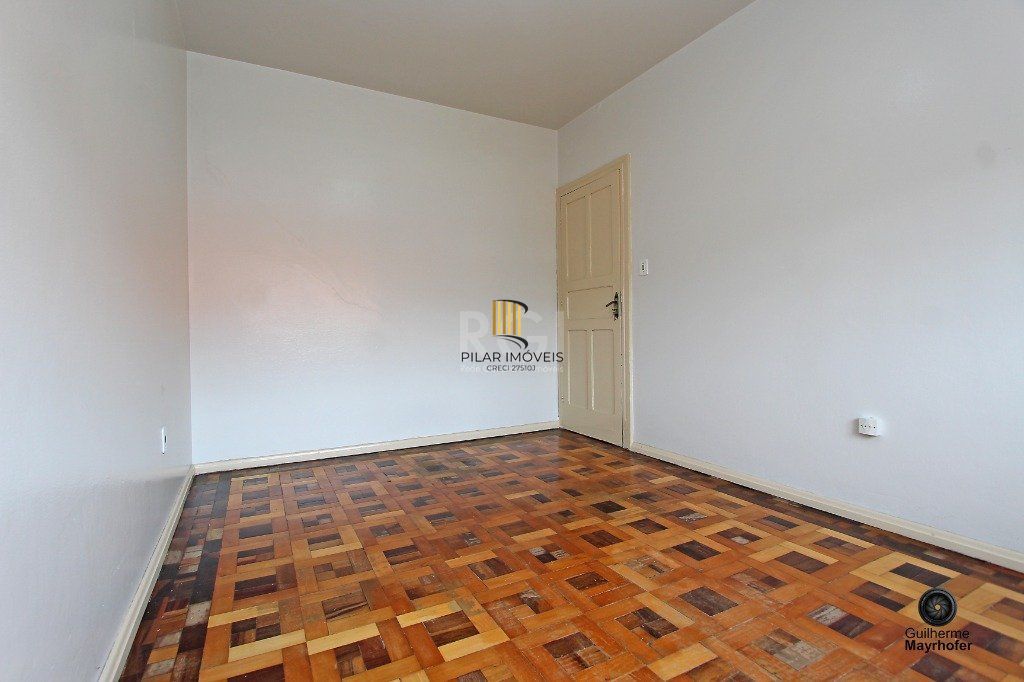 Casa para Venda - 233m², 4 dormitórios, 5 vagas - Nonoai