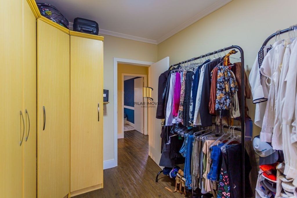 Casa em condomínio de 155m², 3 dormitórios, 4 vagas no bairro Espírito Santo
