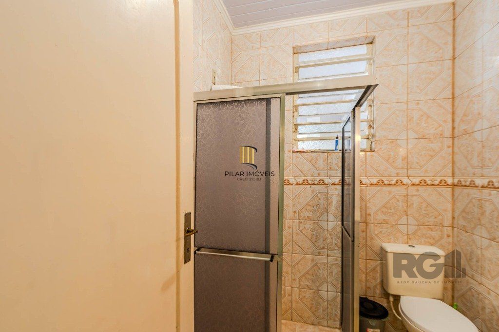 Casa 3 dormitórios no bairro Medianeira