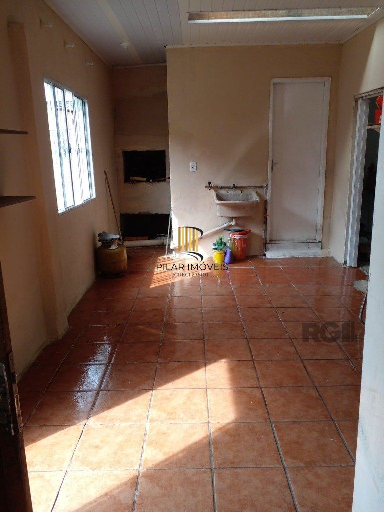 Casa para Venda - 146m², 4 dormitórios, 4 vagas - Cavalhada