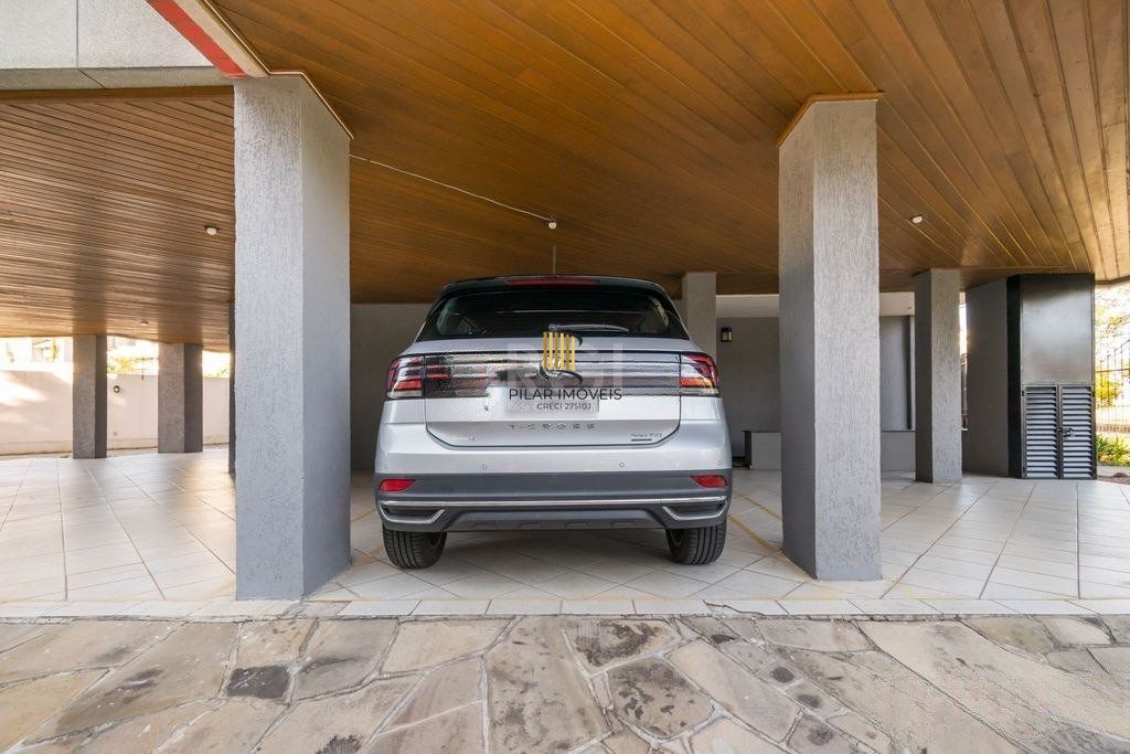 Apartamento de 124m² com 03 dormitórios, sendo 01 suíte e 01 vaga de garagem no bairro Jardim Itu