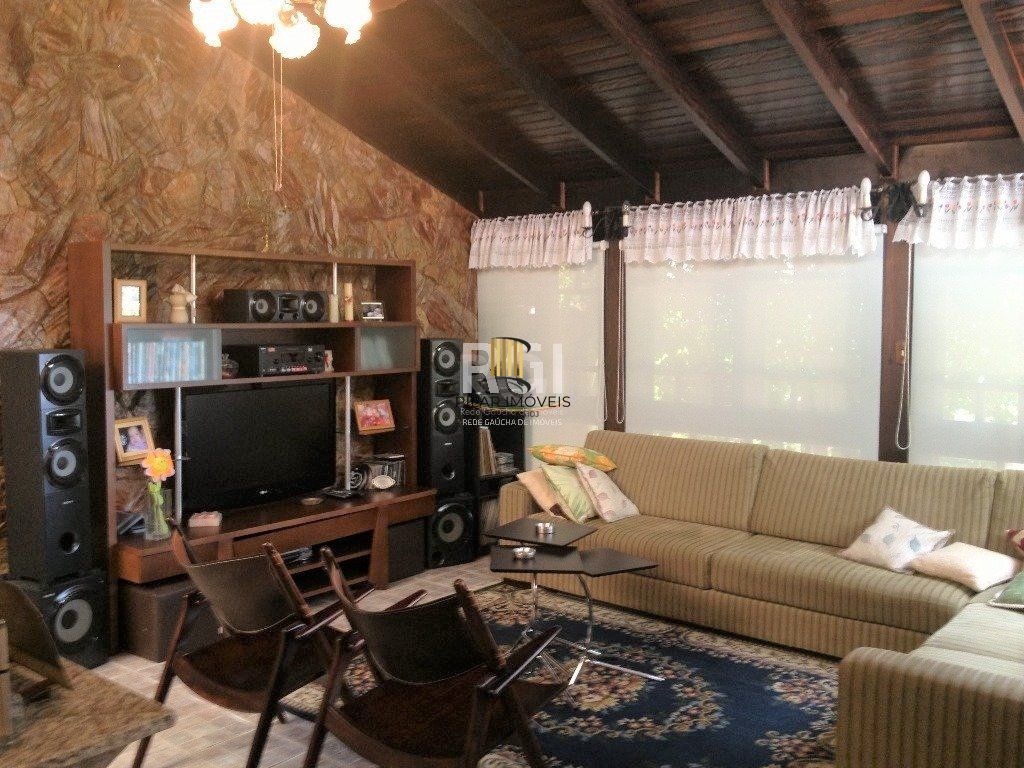 Casa Condominio para Venda - 350m², 4 dormitórios, sendo 1 suites, 2 vagas - Nonoai