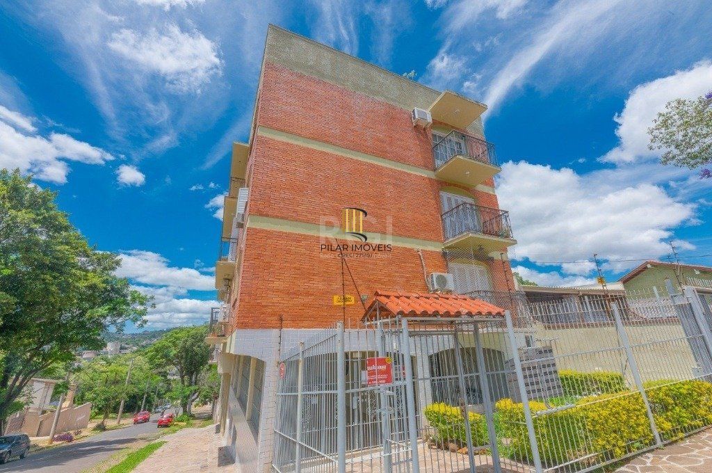 COBERTURA 2 DORMITÓRIOS, TERESÓPOLIS, 147 M²