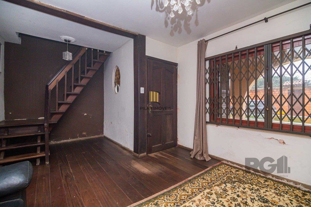 Casa 3 Dormitório(s) Bairro Sarandi