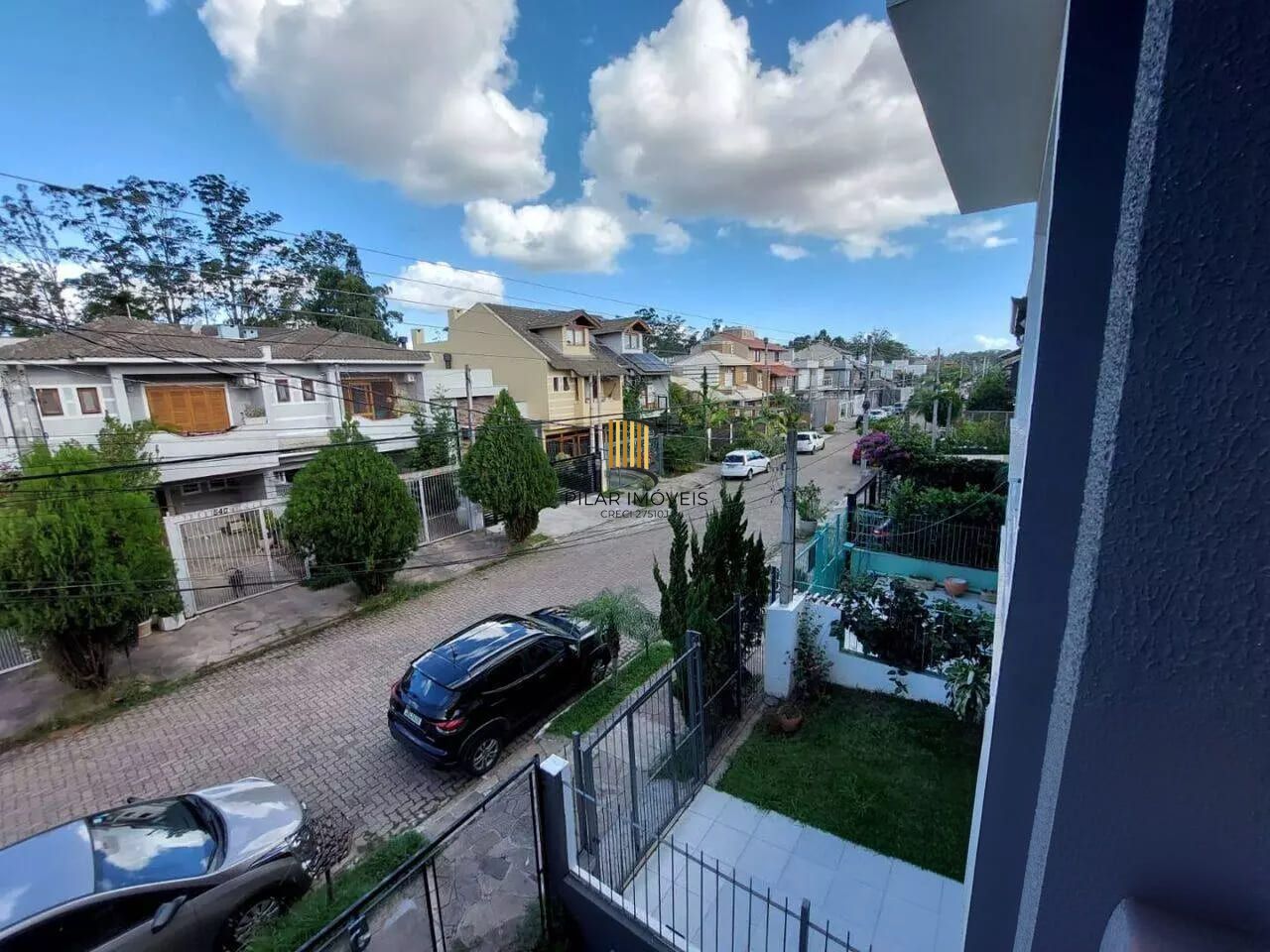 Casa de 3 dormitórios no Bairro Hípica Porto Alegre - RS