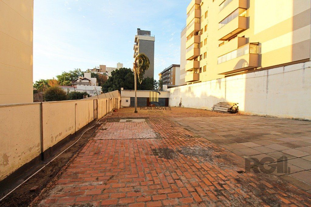 Casa 2 dormitórios no bairro Petrópolis
