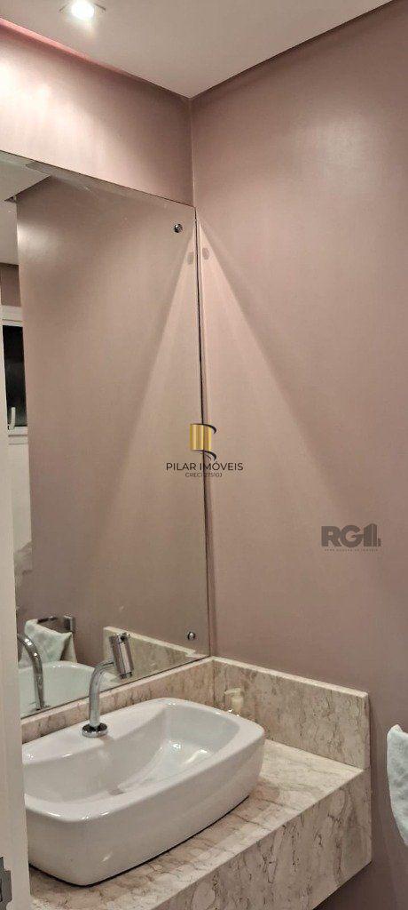 Ótima cobertura 2 dormitórios com 1 vaga coberta por convenção 