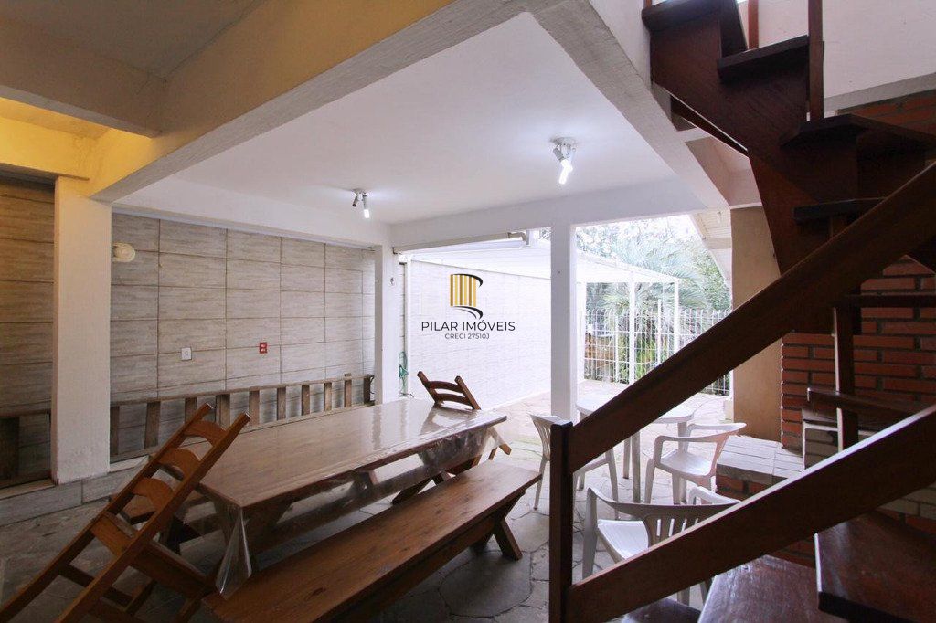Casa 2 dormitórios no bairro Medianeira