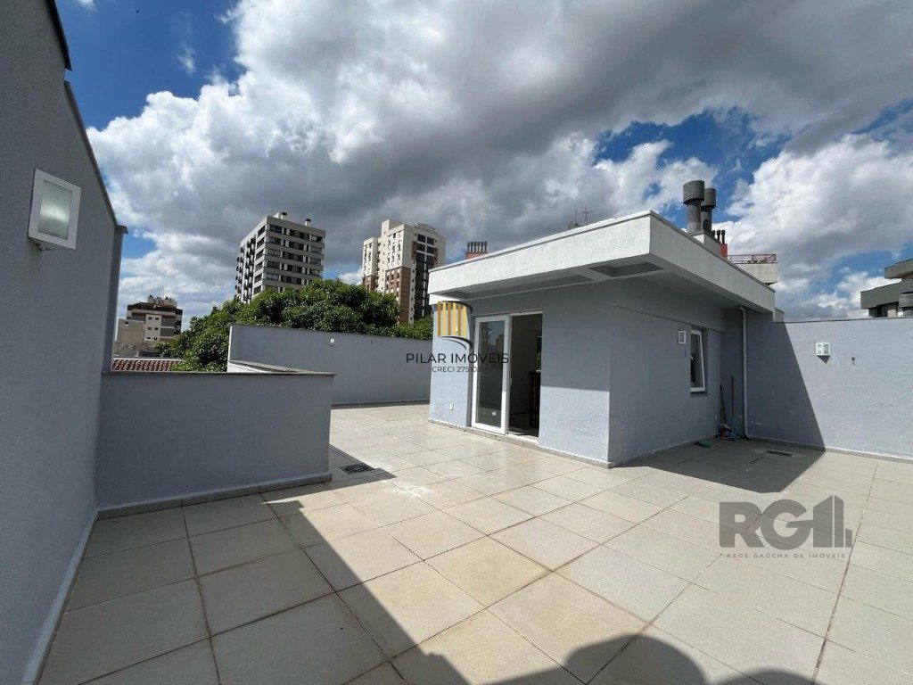 Cobertura 2 dormitórios no bairro Menino Deus