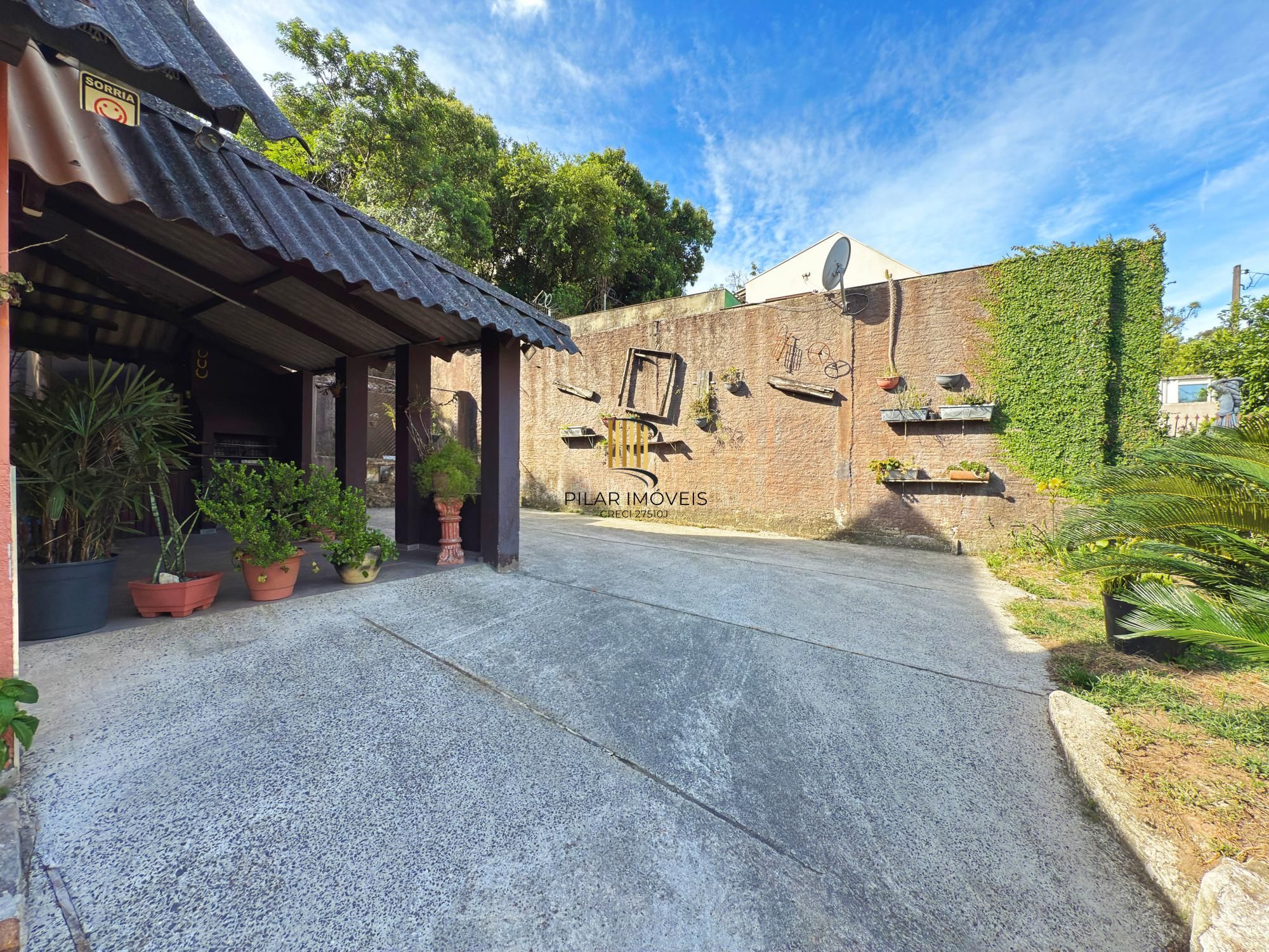 Casa residencial, 2 dormitórios no bairro Teresópolis