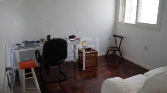 Apartamento para Venda - 77m², 3 dormitórios, Petrópolis