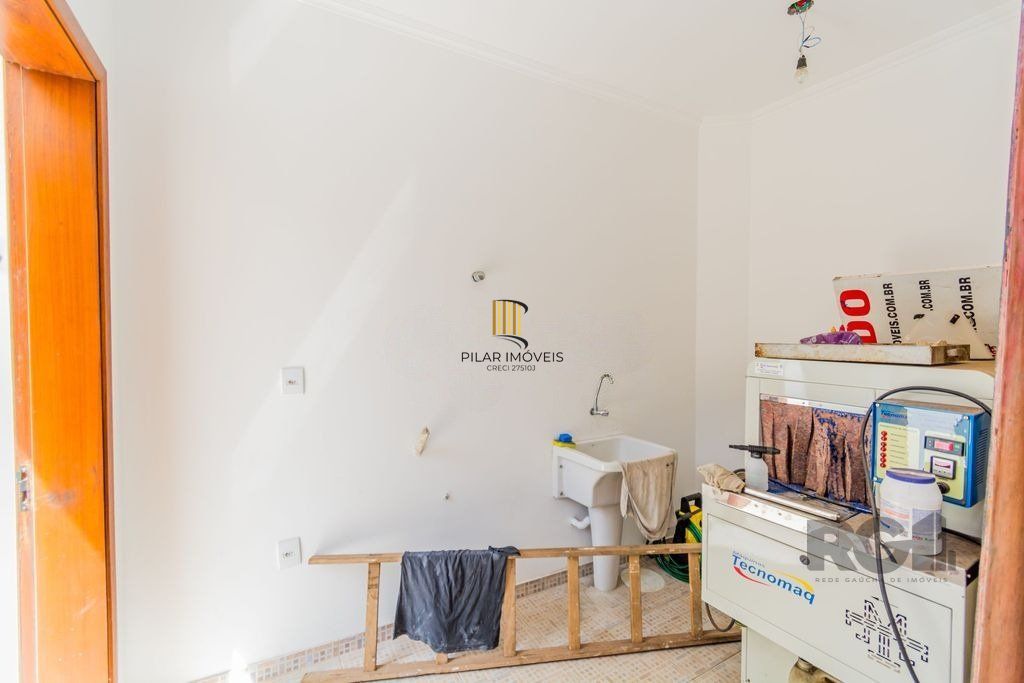 Casa 320m², 3 dormitórios, 3 vagas no bairro Jardim Itu