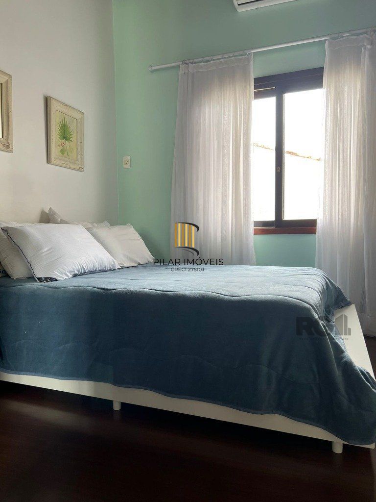 Casa de Condomínio 2 dormitórios no bairro Teresópolis