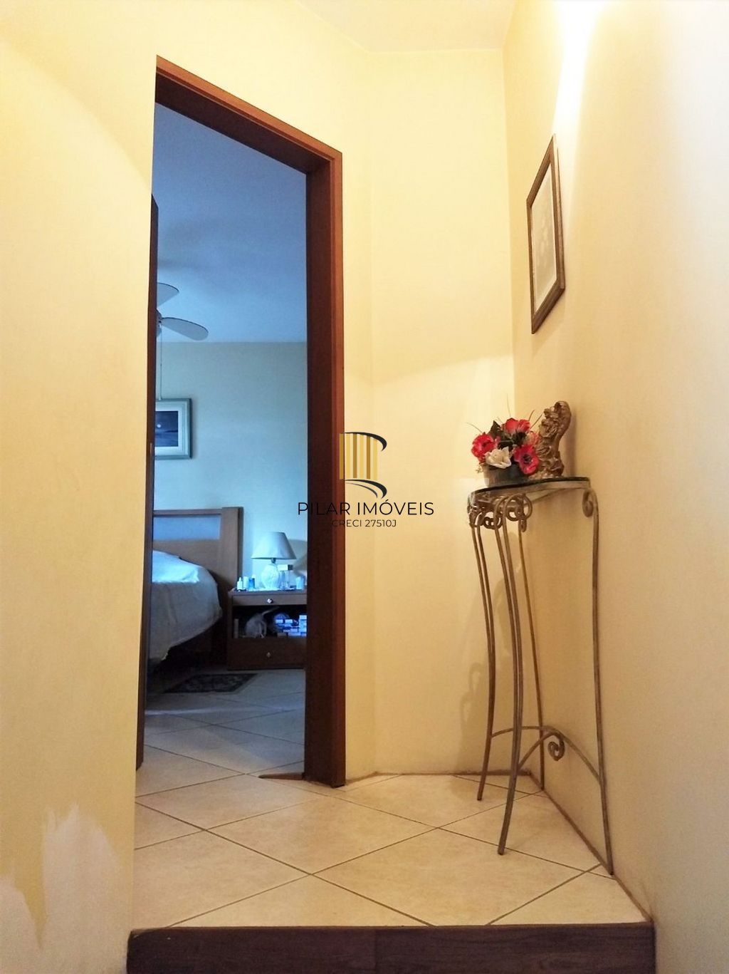 Casa 4 dormitórios à venda no Bairro Vila Jardim - Porto Alegre
