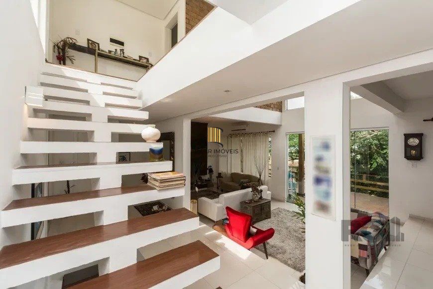 Casa 287m² - 3 suítes, 4 vagas no bairro Ipanema