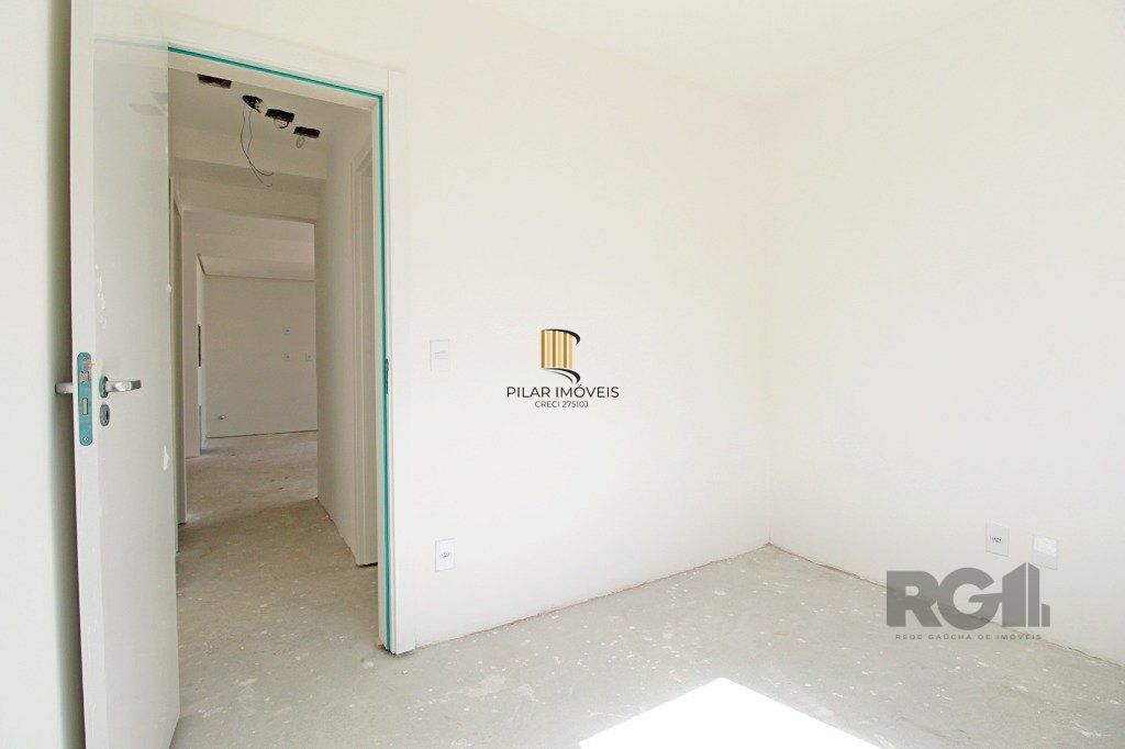 Apartamento 3 dorms à venda Rua Roque Calage, Passo da Areia - Porto Alegre