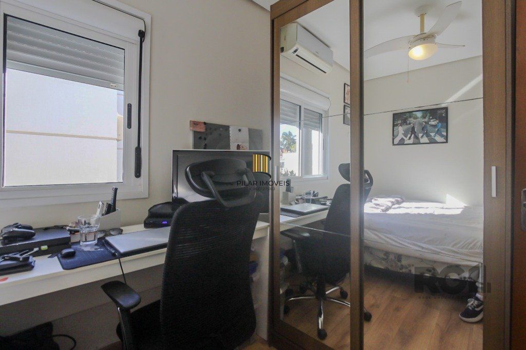 Casa de Condomínio 3 dormitórios no bairro Vila Ipiranga