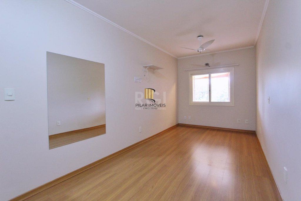Casa 2 dormitórios no bairro Medianeira