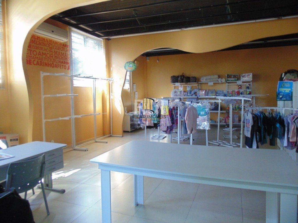 Depósito/Pavilhão para Venda - 2000m², 0 dormitórios, Teresópolis