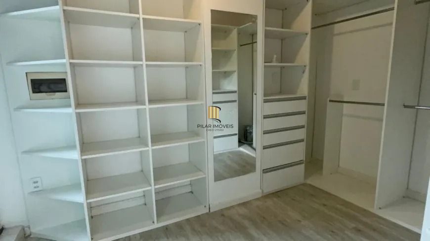 Casa 3 dormitórios à venda no bairro Nonoai, Porto Alegre