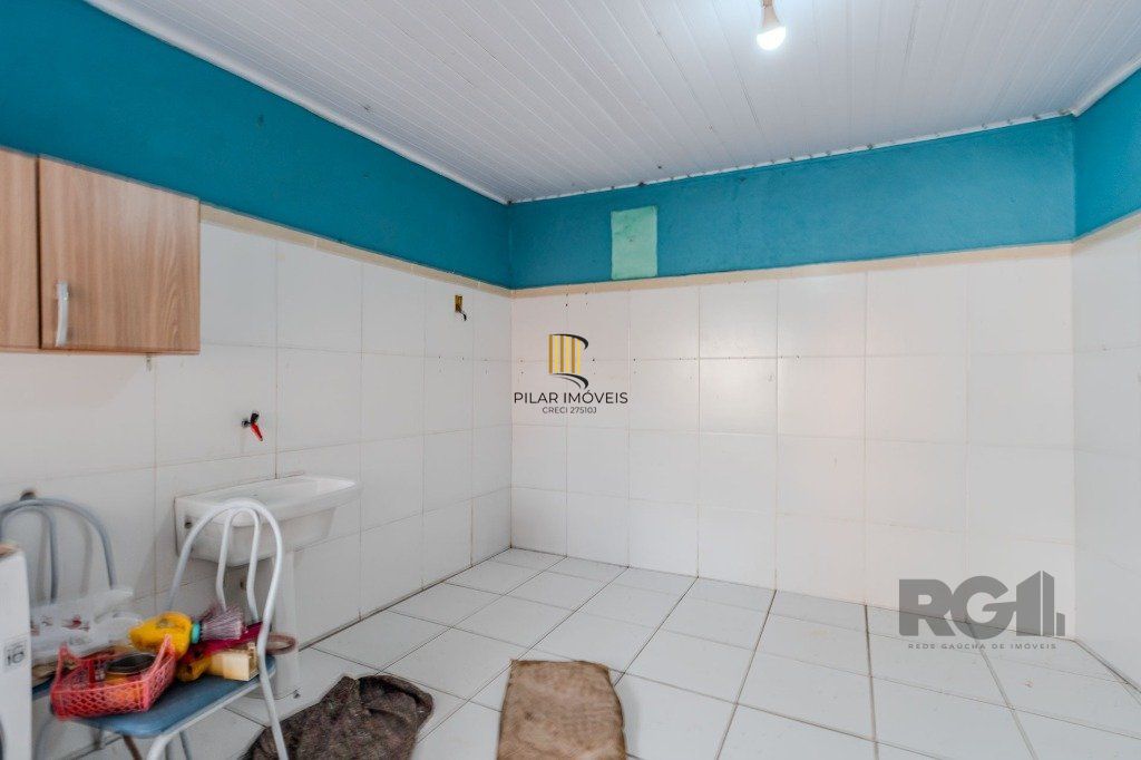 Casa 3 dormitórios no bairro Medianeira