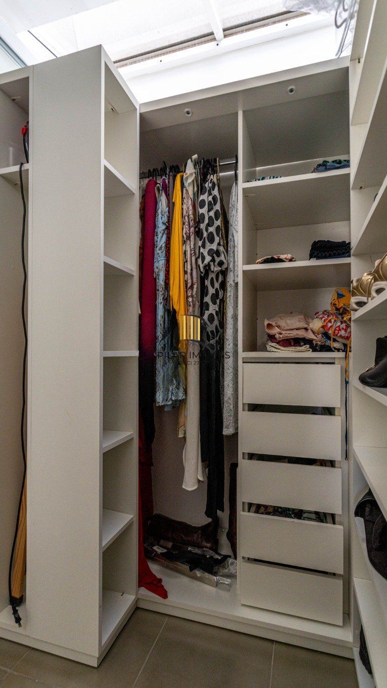 Cobertura com 2 quarto e 108m² à venda em Centro Histórico, Porto Alegre.