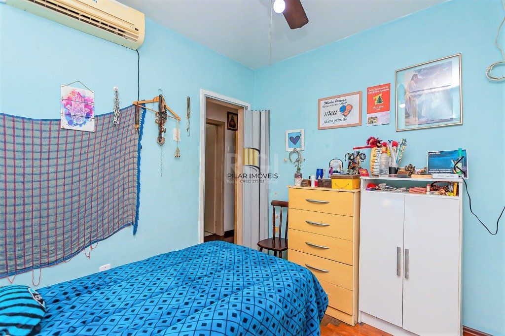 Casa para Venda - 165m², 3 dormitórios, 2 vagas - Partenon