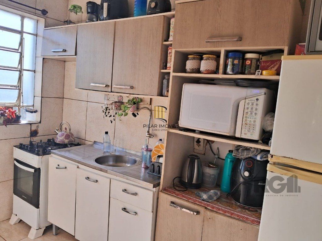 Apartamento de 02 dormitórios com sacada , Teresópolis