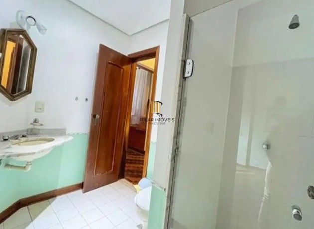 Casa 4 dormitórios no bairro Vila Assunção