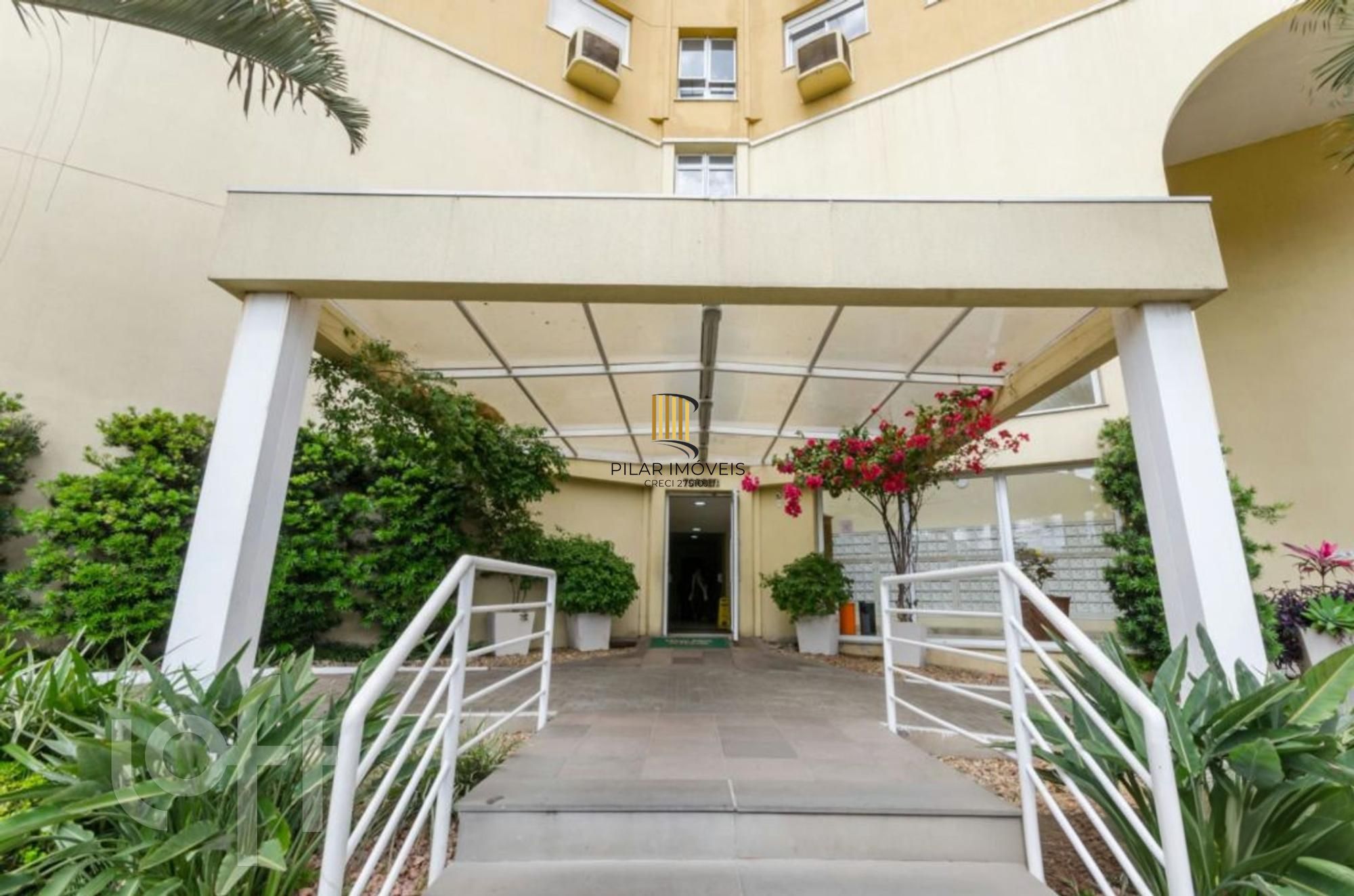 Apartamento de 3 dormitórios à venda no Bairro Santo Antônio - Porto Alegre