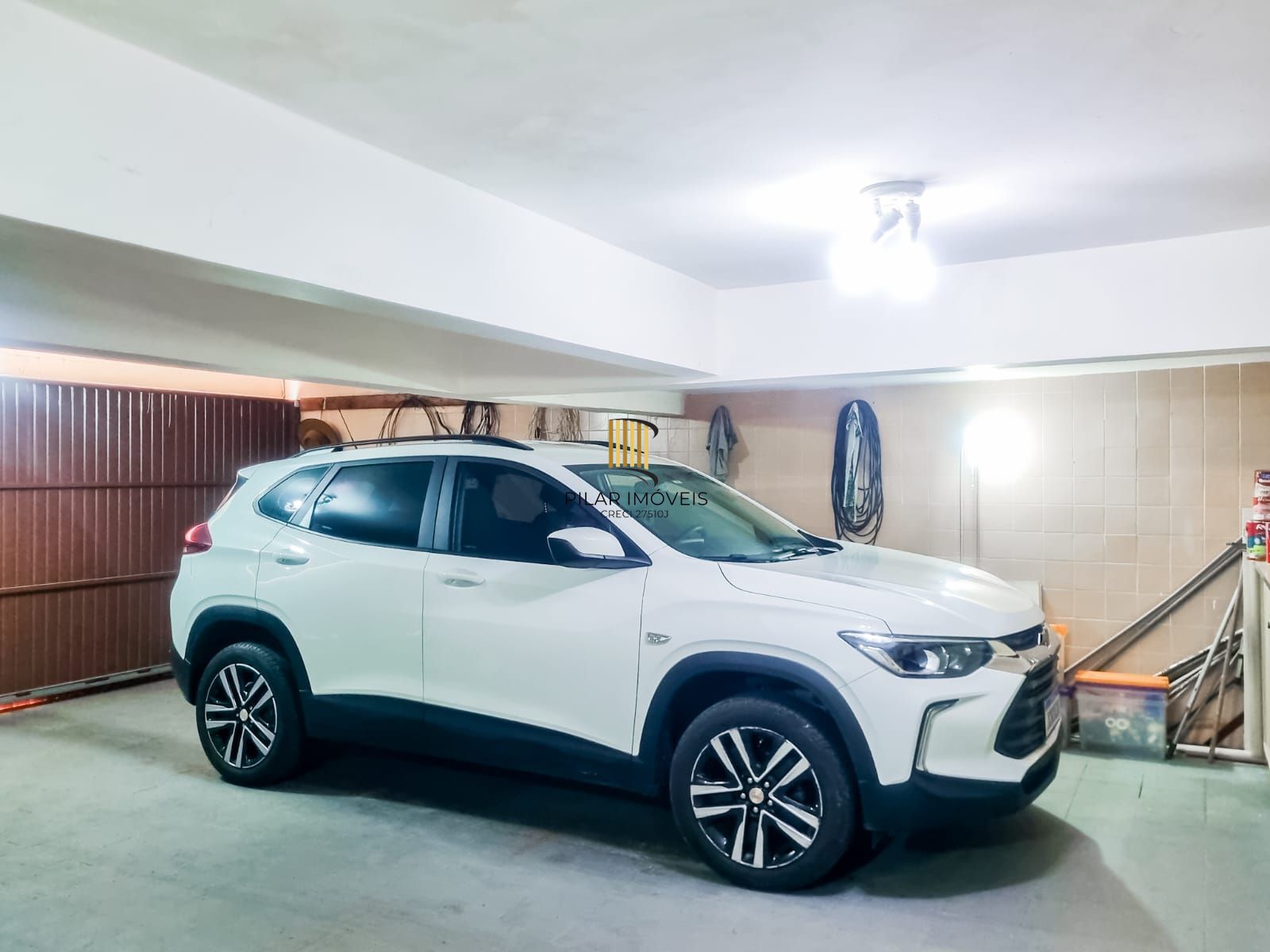 Casa Térrea 280 m²  em Teresópolis – 4 Dorms, Escritório e Edícula