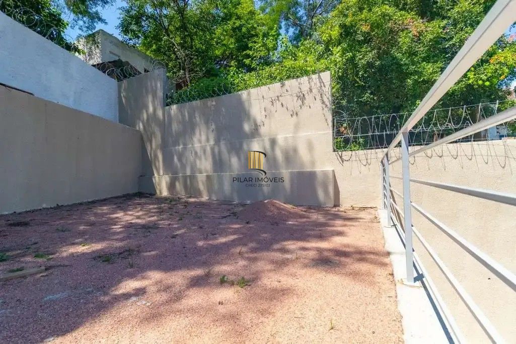 Apartamento 2 dormitórios no bairro Medianeira em Porto Alegre para Alugar