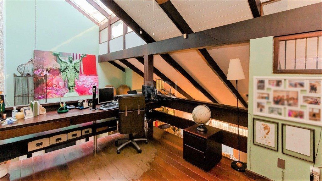 Casa De 602m²,  Bairro Bela Vista