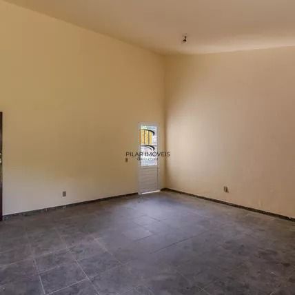 Casa à Venda na Rua da Gruta – 241,99m² – Próxima ao Hospital Divina Providência