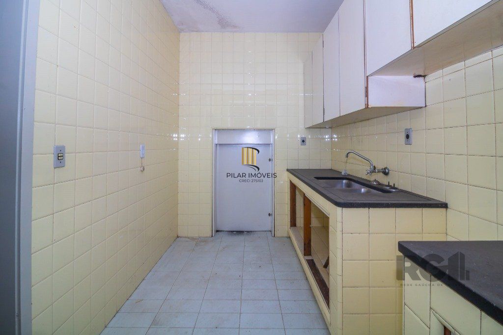 Casa 5 dormitórios no bairro Farroupilha