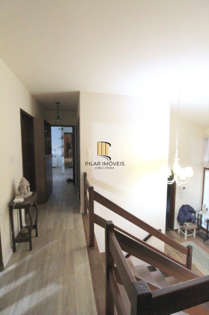 Casa para Venda - 100m², 3 dormitórios, 3 vagas - Nonoai